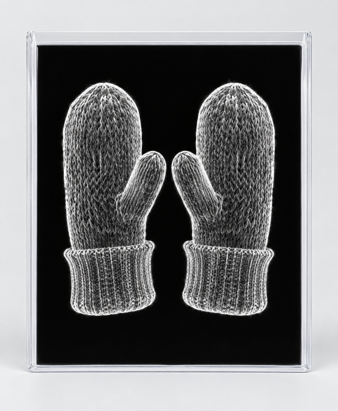 EXPOSED WINTER — MITTENS in clear rigid card sleeve